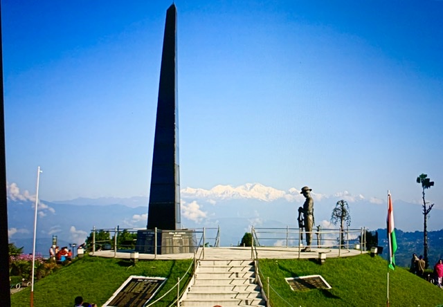 Batasia loop and War Memorial (10 Things to do in Darjeeling)