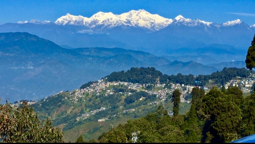 Kanchanjunga peak from Peace Pagoda Darjeeling(10 Things to do in Darjeeling)