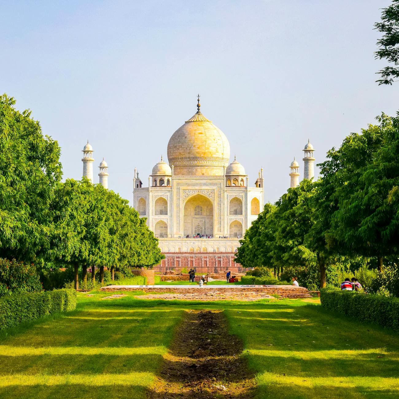 taj mahal agra india