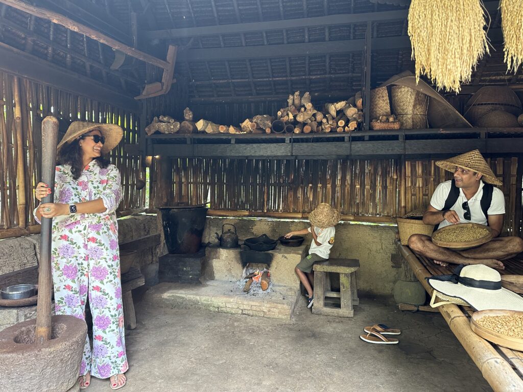 Family working at the coffee plantation in Bali Pulina
