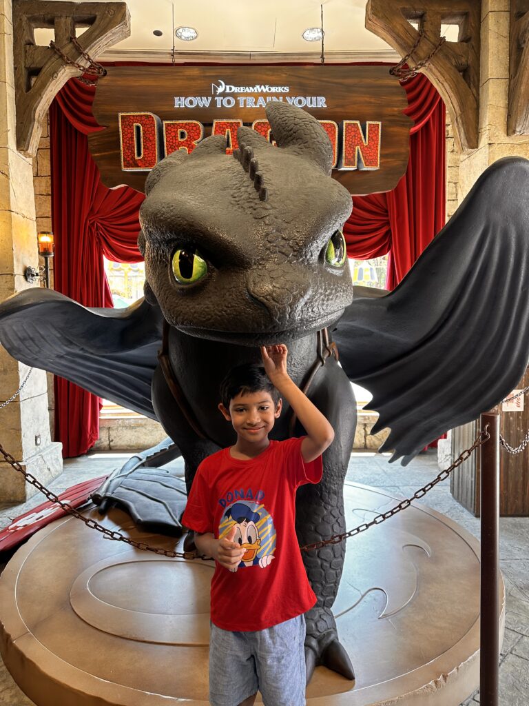 Night Fury Statue at USS